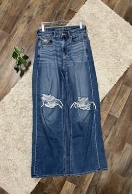 American Eagle Size 2 Distressed Super High-Rise Baggy Wide Leg Jeans
